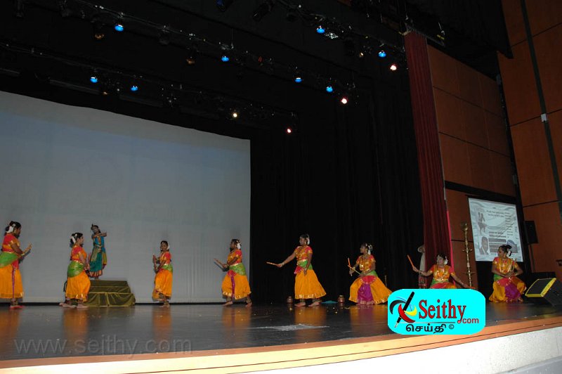 Jaffna-Hindu121013Toronto (93).jpg
